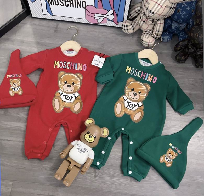 Moschino sz59 66 73 80 90 96